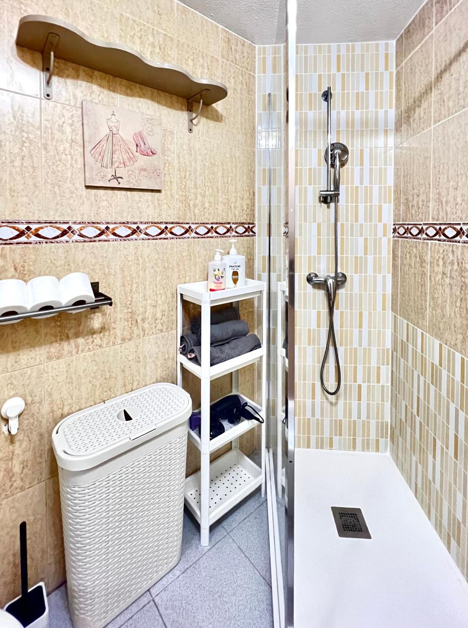 Renovated Cosy Studio 350 M Playa Del Cura, With Official Touristic License Torrevieja Exterior foto